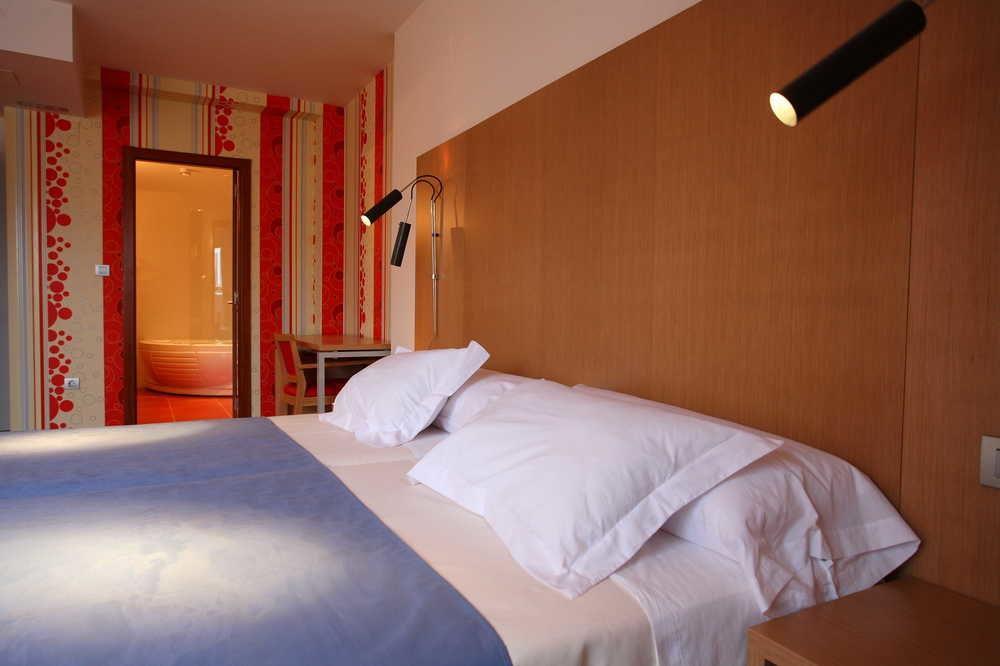 Hotel Ril Burela Kültér fotó